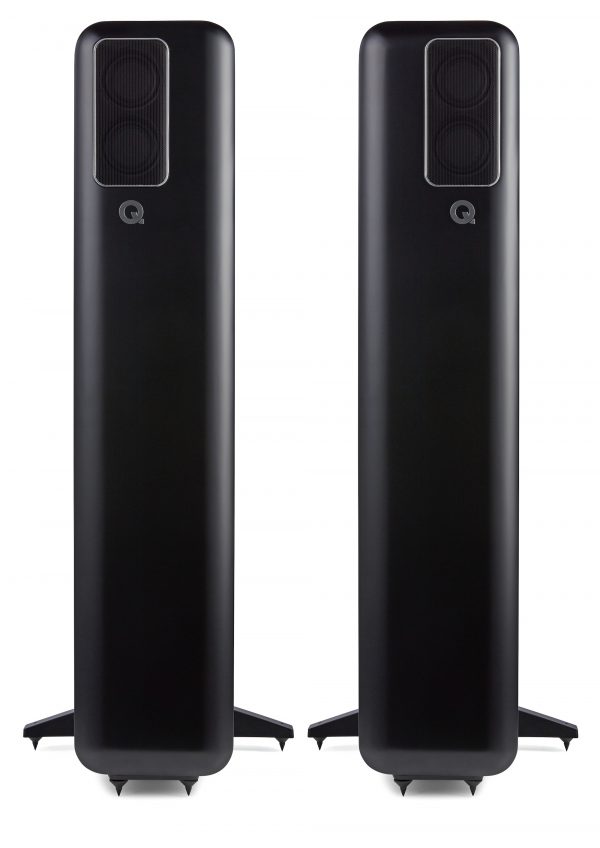 Q Active 400 Black Front On White Background